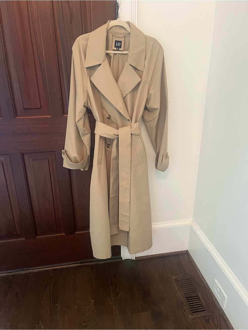 Gap Women's Beige Icon Trench Coat